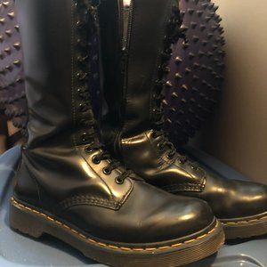Doc (Dr) Marten Leather Boots